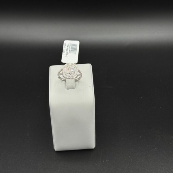 14 Ayar Yüzük Taş İşlemeli