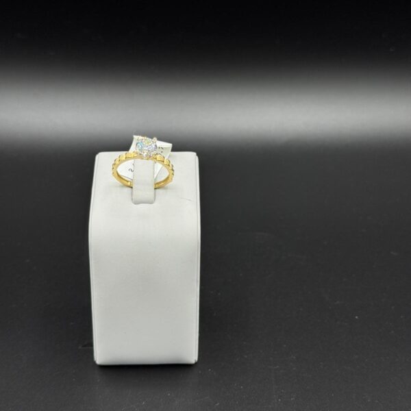 14 Ayar Tek Taş Altın Yüzük