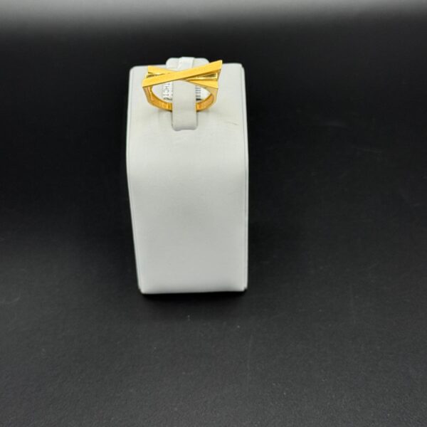 22 Ayar Desenli Altın Yüzük