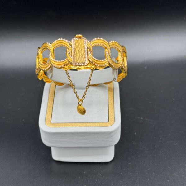 Desenli Kelepçe 22 Ayar Altın