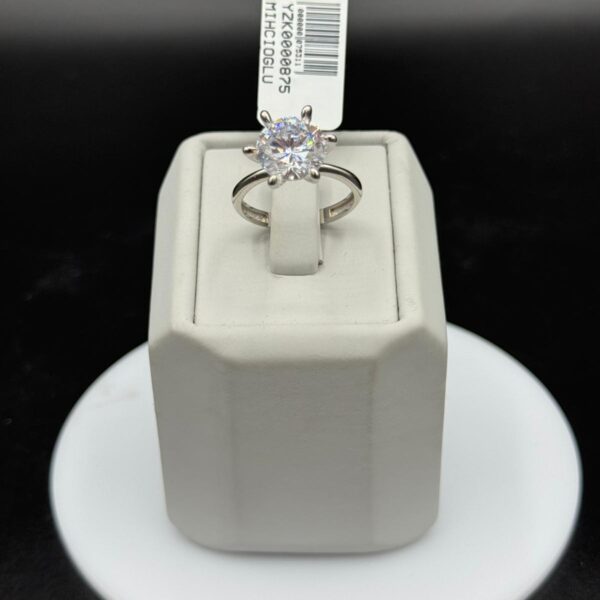 14 Ayar Tek Taş Yüzük